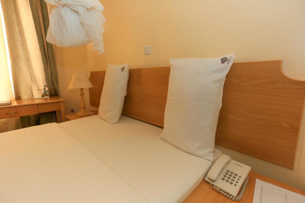 Faraja Hotel روهينجيري المظهر الخارجي الصورة