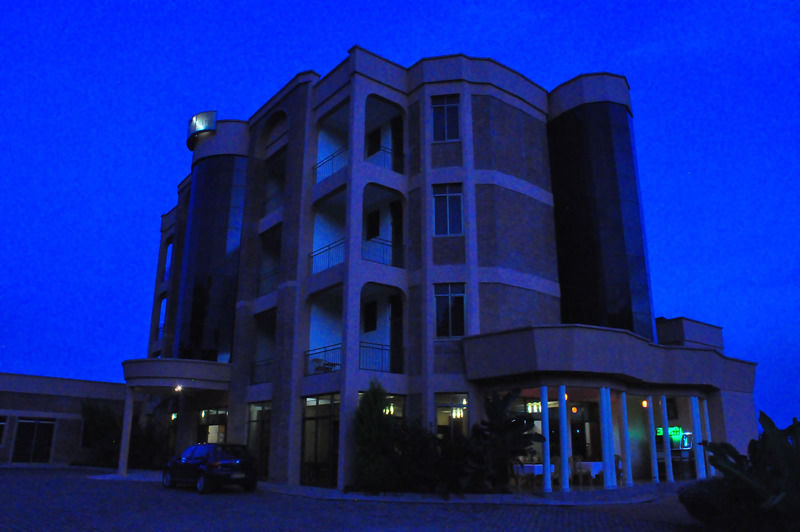 Faraja Hotel روهينجيري المظهر الخارجي الصورة